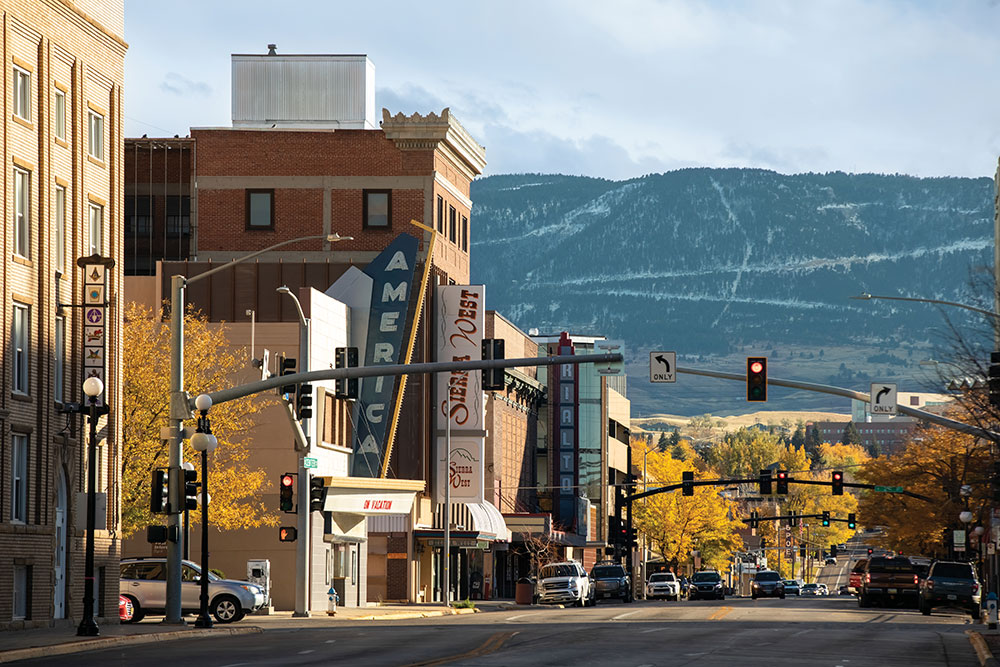 Homes in Casper, Wyoming with Casper Mountain in the background